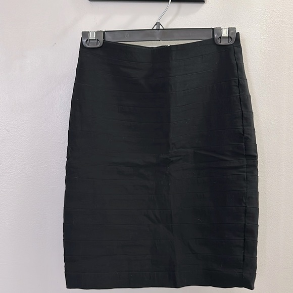 Ladies black pencil skirt from Ricki’s - Picture 1 of 3